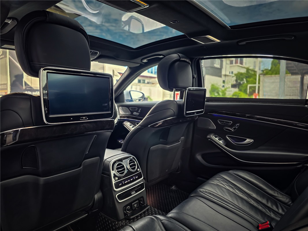 MERCEDES-BENZ
